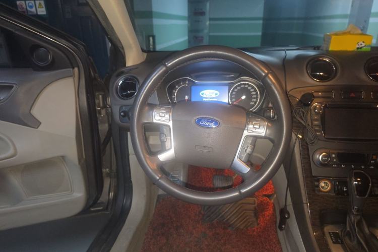 Used Ford Mondeo 2011 2.0L GTDi 200 Fashion Edition Steering Wheel