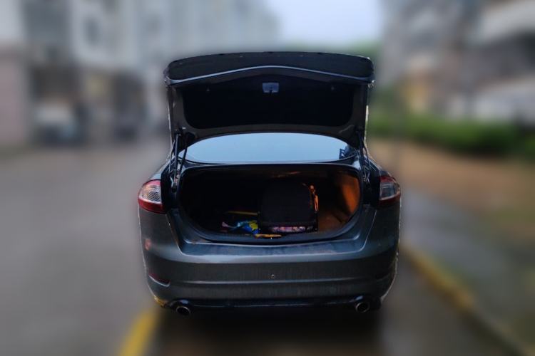 Used Ford Mondeo 2011 2.0L GTDi 200 Luxury Edition Trunk
