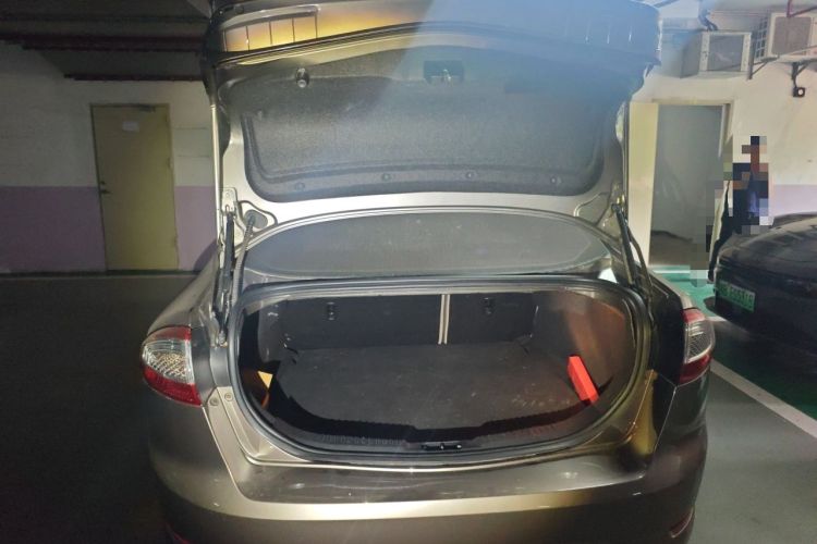 Used Ford Mondeo 2011 2.0L GTDi 200 Fashion Edition Trunk