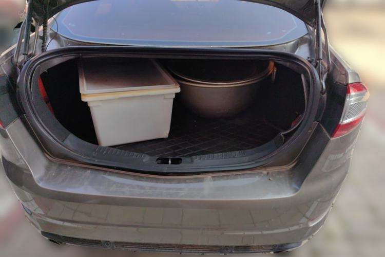Used Ford Mondeo 2011 2.0L GTDi 200 Luxury Edition Trunk