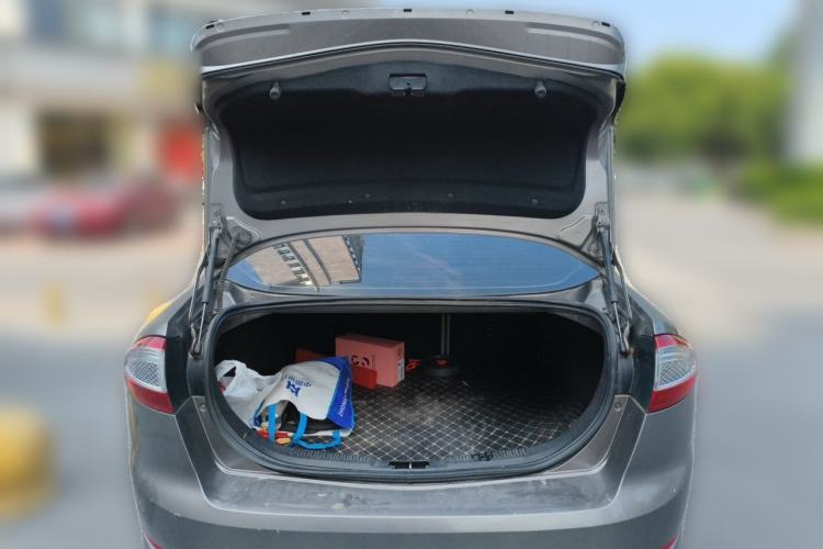 Used Ford Mondeo 2011 2.0L GTDi 200 Fashion Edition Trunk
