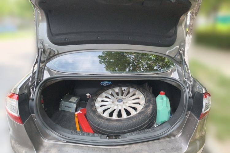 Used Ford Mondeo 2011 2.0L GTDi 200 Fashion Edition Trunk