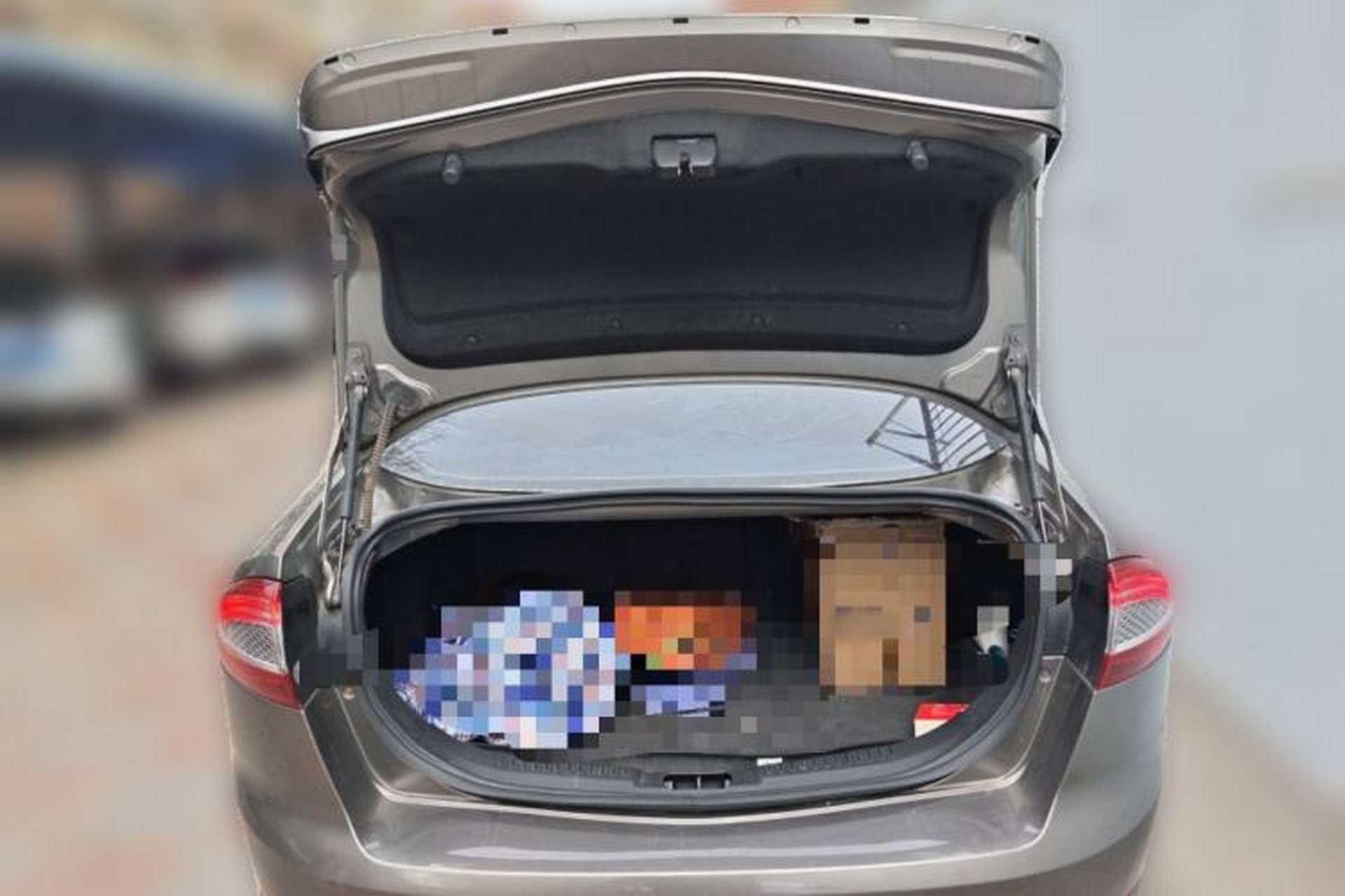 Used Ford Mondeo 2011 2.3L Fashion Edition Trunk