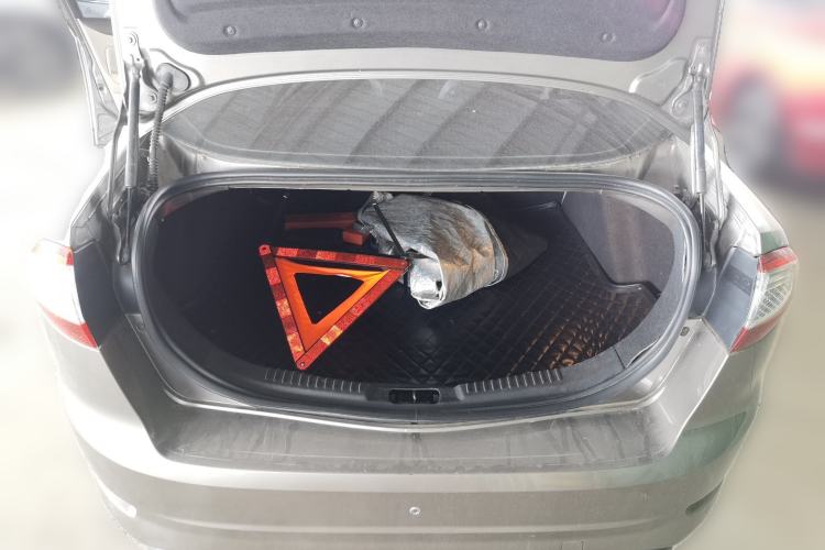 Used Ford Mondeo 2011 2.0L GTDi 200 Fashion Edition Trunk
