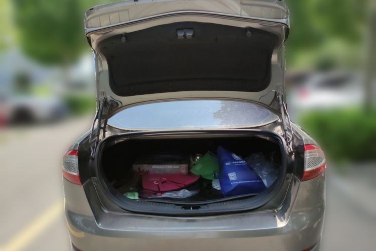 Used Ford Mondeo 2011 2.0L GTDi 200 Fashion Edition Trunk
