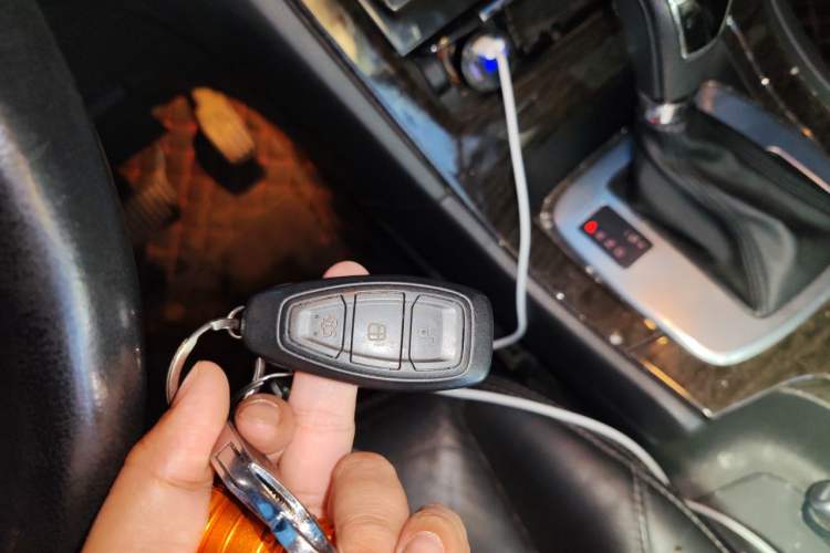 Used Ford Mondeo 2011 2.0L GTDi 200 Luxury Edition Vehicle Key