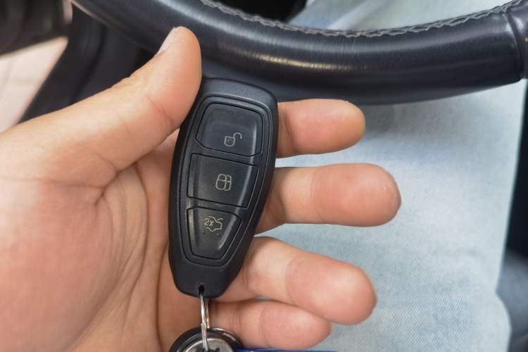 Used Ford Mondeo 2011 2.0L GTDi 200 Luxury Edition Vehicle Key