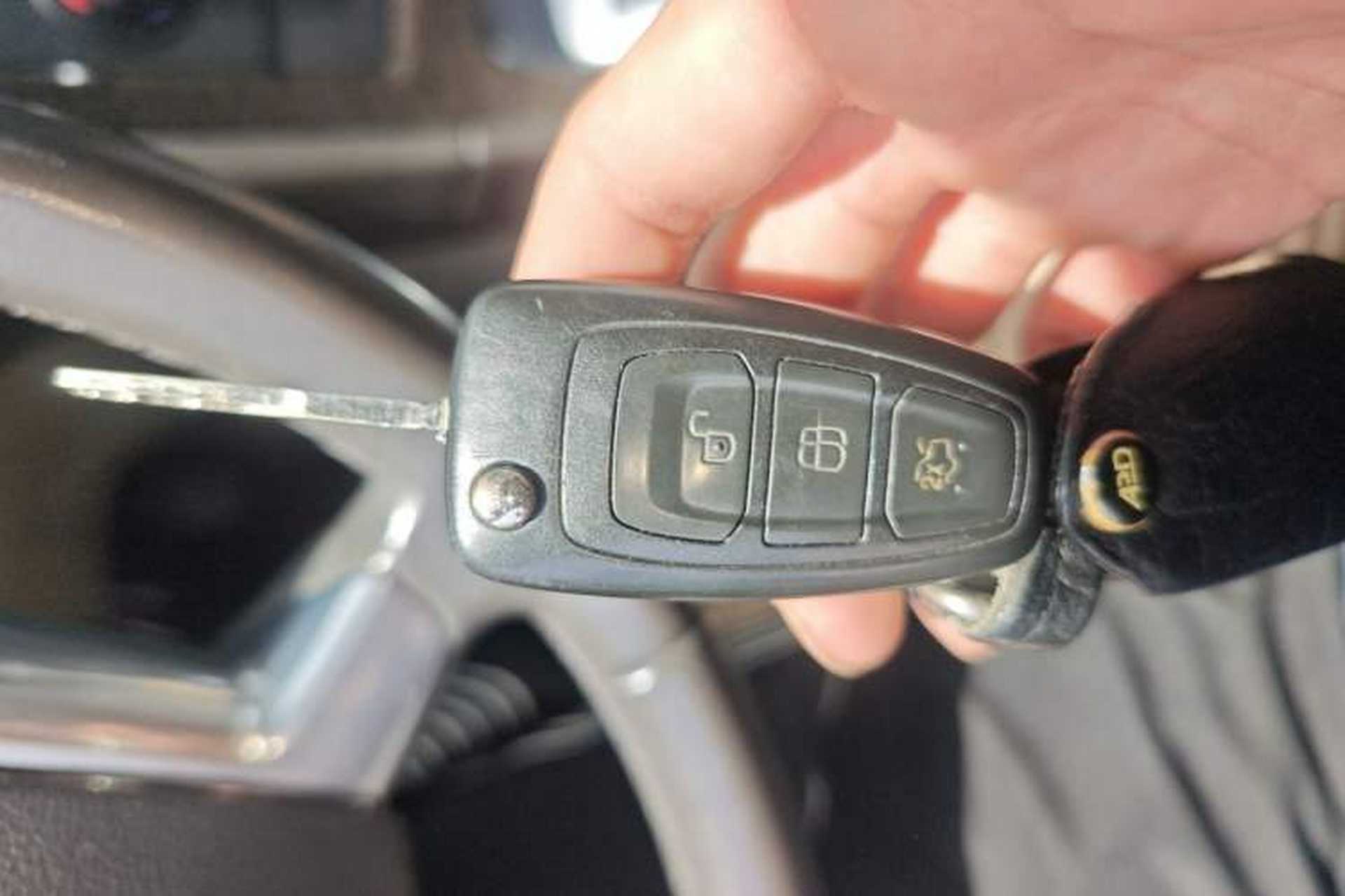 Used Ford Mondeo 2011 2.0L GTDi 200 Fashion Edition Vehicle Key