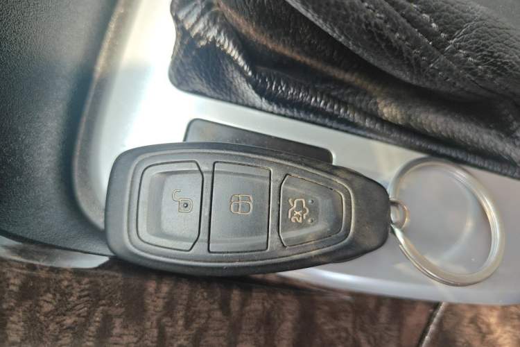 Used Ford Mondeo 2011 2.3L Luxury Model Vehicle Key