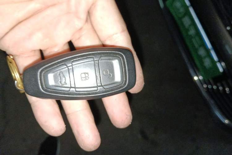 Used Ford Mondeo 2011 2.3L Luxury Model Vehicle Key