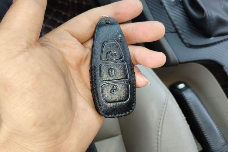 Used Ford Mondeo 2011 2.0L GTDi240 Ultimate Edition Vehicle Key