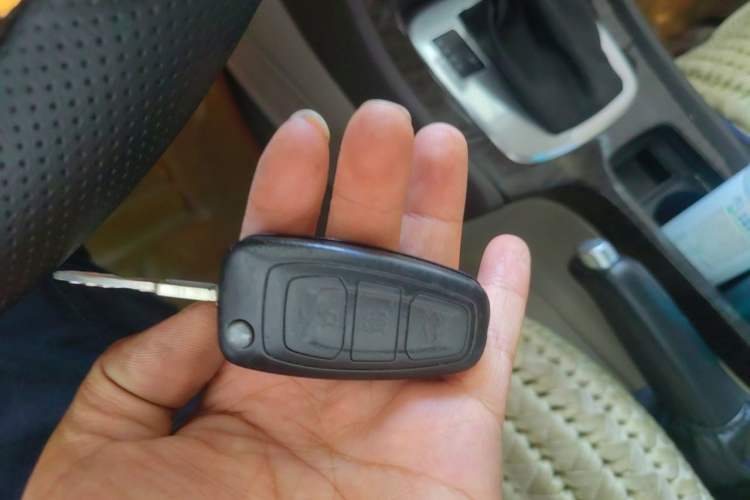 Used Ford Mondeo 2011 2.0L GTDi 200 Fashion Edition Vehicle Key
