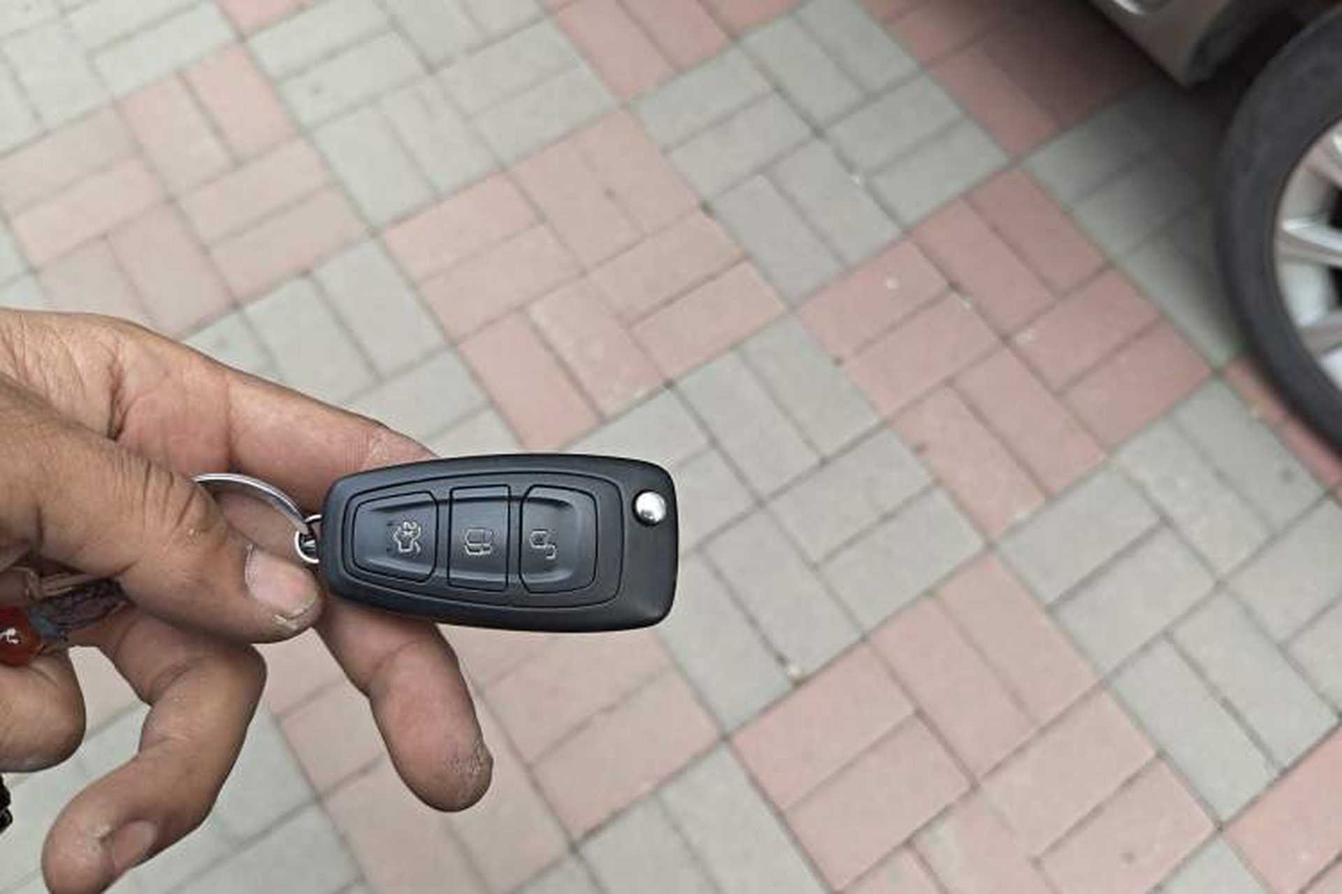 Used Ford Mondeo 2011 2.3L Fashion Edition Vehicle Key