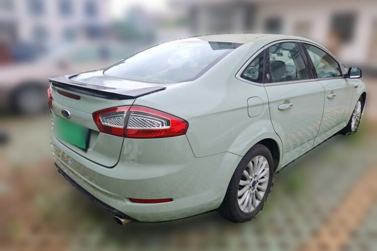 Used Ford Mondeo 2011 2.0L GTDi 200 Luxury Edition Rear Right 45 Deg
