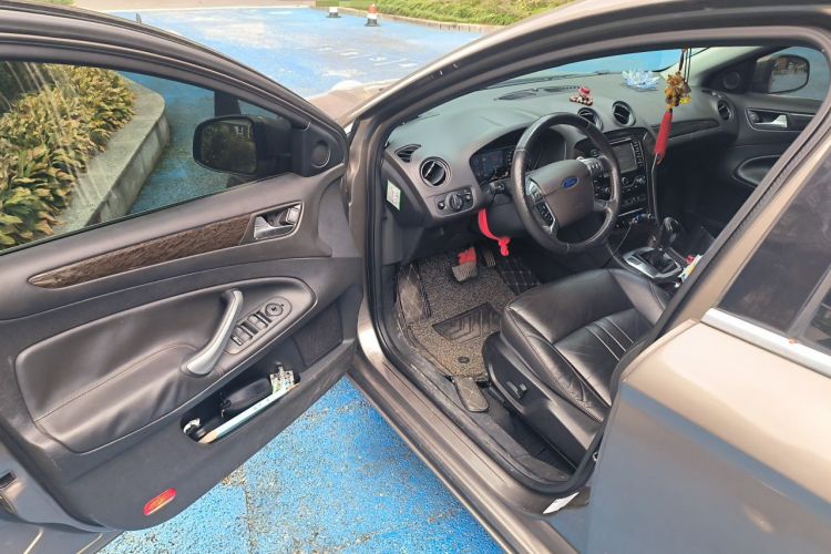 Used Ford Mondeo 2011 2.0L GTDi 200 Luxury Edition Driver Seat