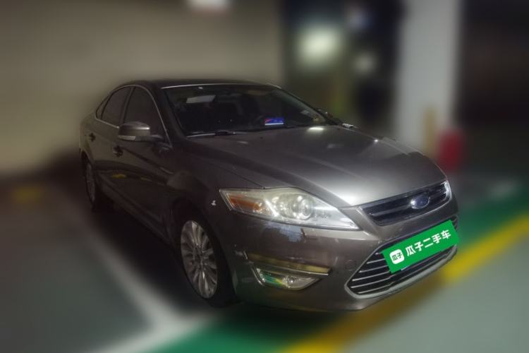 Used Ford Mondeo 2011 2.0L GTDi 200 Luxury Edition Front Right 45 Deg