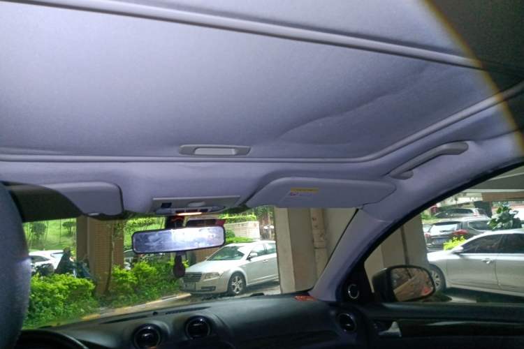 Used Ford Mondeo 2011 2.0L GTDi 200 Luxury Edition Headliner