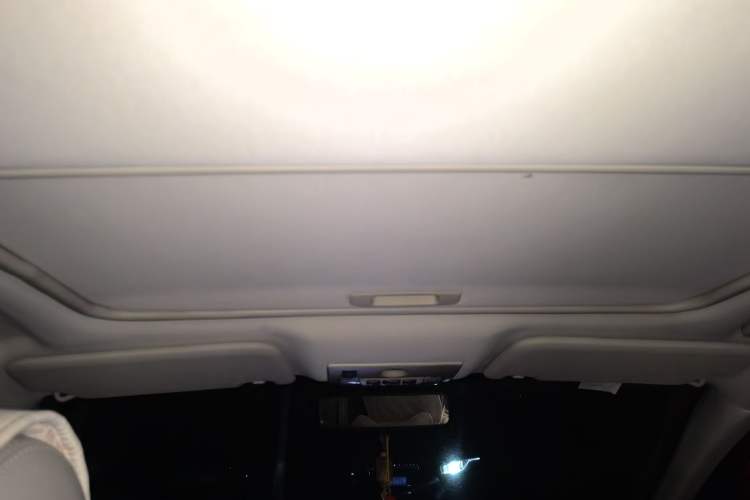 Used Ford Mondeo 2011 2.3L Fashion Edition Headliner
