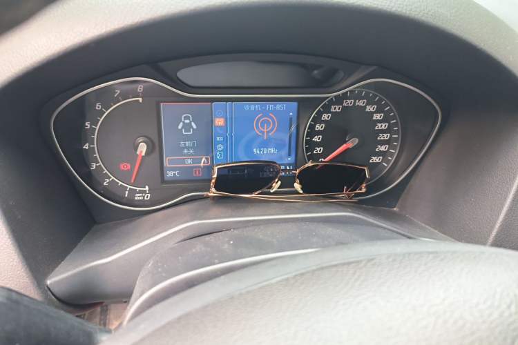Used Ford Mondeo 2011 2.0L GTDi 200 Luxury Edition Instrument Cluster