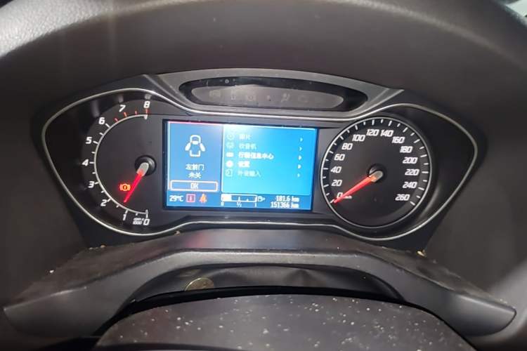 Used Ford Mondeo 2011 2.0L GTDi 200 Fashion Edition Instrument Cluster