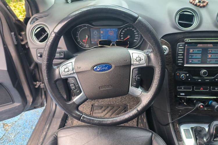 Used Ford Mondeo 2011 2.0L GTDi 200 Luxury Edition Steering Wheel