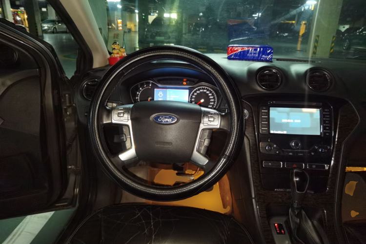 Used Ford Mondeo 2011 2.0L GTDi 200 Luxury Edition Steering Wheel