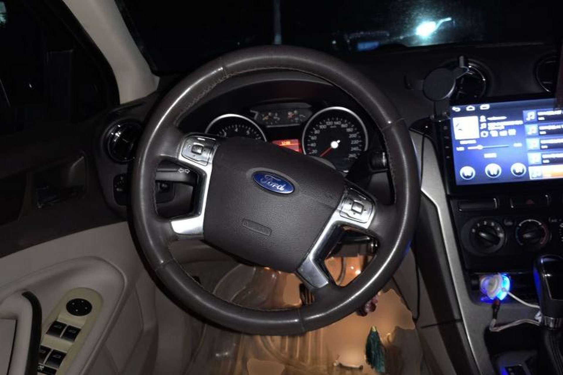 Used Ford Mondeo 2011 2.3L Fashion Edition Steering Wheel