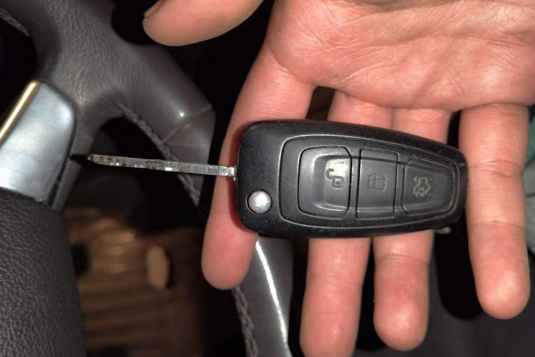 Used Ford Mondeo 2011 2.3L Fashion Edition Vehicle Key