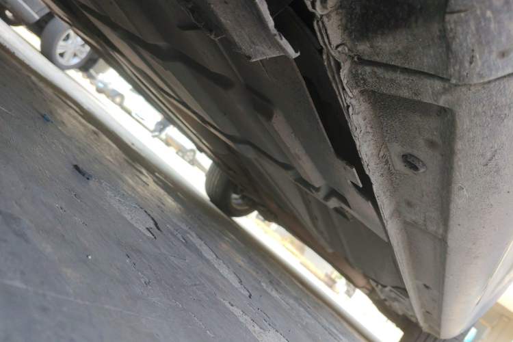 Used Ford Mondeo 2011 2.0L GTDi 200 Luxury Edition Chassis Front Left