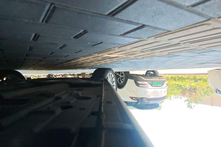 Used Ford Mondeo 2011 2.0L GTDi 200 Luxury Edition Chassis Rear Left