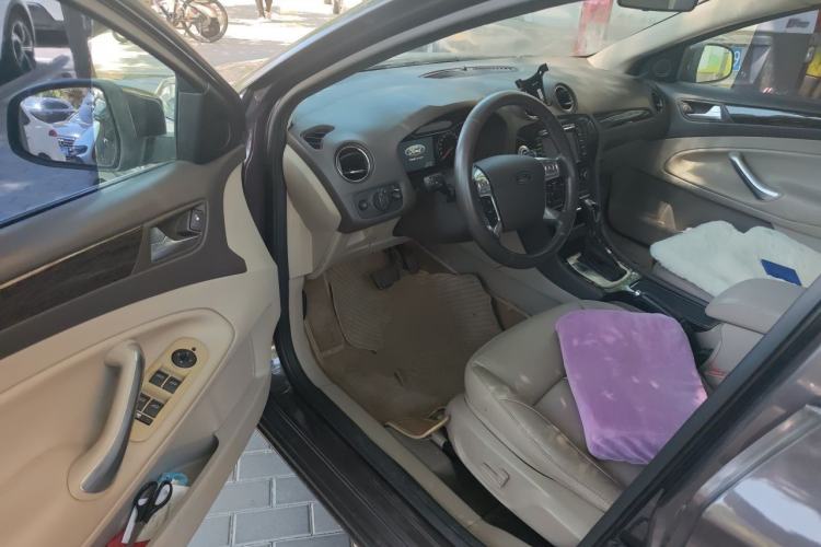 Used Ford Mondeo 2011 2.0L GTDi 200 Luxury Edition Driver Seat