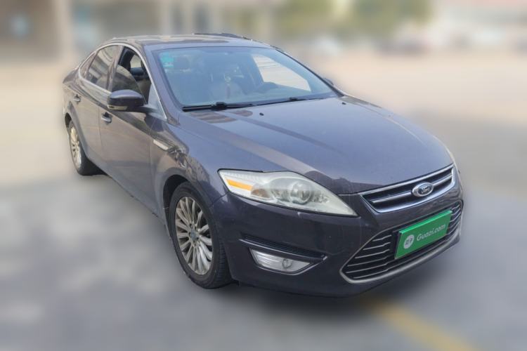 Used Ford Mondeo 2011 2.0L GTDi 200 Luxury Edition Front Right 45 Deg