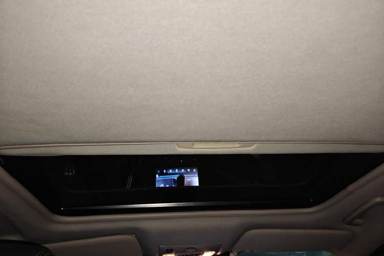 Used Ford Mondeo 2011 2.0L GTDi 200 Luxury Edition Headliner