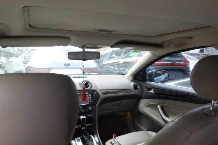 Used Ford Mondeo 2011 2.0L GTDi 200 Luxury Edition Headliner