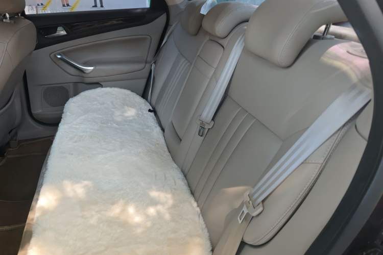 Used Ford Mondeo 2011 2.0L GTDi 200 Luxury Edition Left Rear Seat