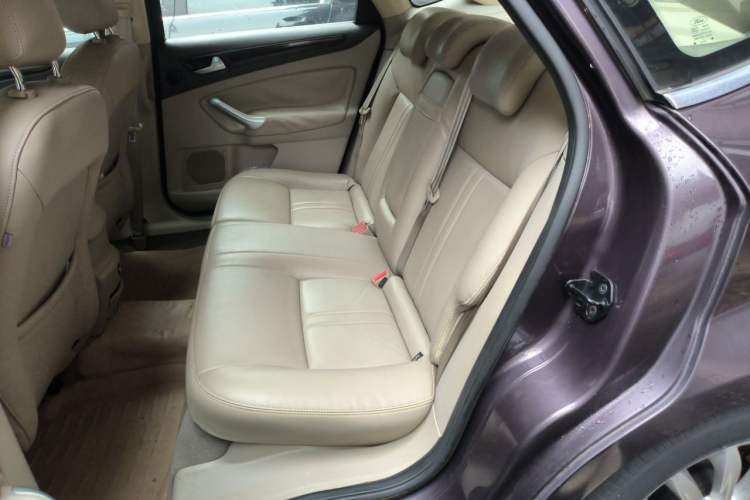 Used Ford Mondeo 2011 2.0L GTDi 200 Fashion Edition Left Rear Seat