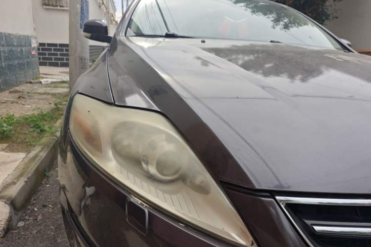 Used Ford Mondeo 2011 2.0L GTDi 200 Luxury Edition Right Front Headlight