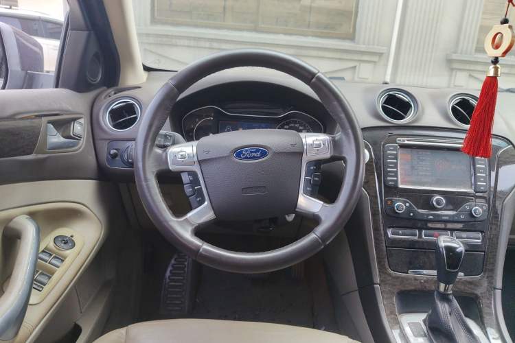 Used Ford Mondeo 2011 2.0L GTDi 200 Luxury Edition Steering Wheel