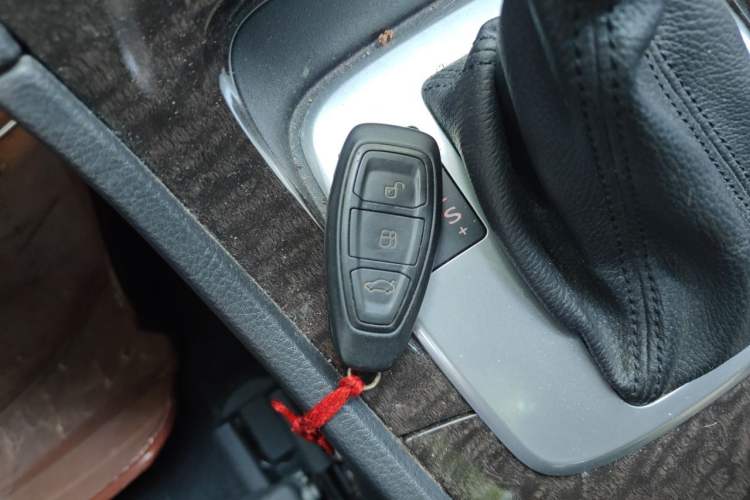 Used Ford Mondeo 2011 2.0L GTDi 200 Luxury Edition Vehicle Key