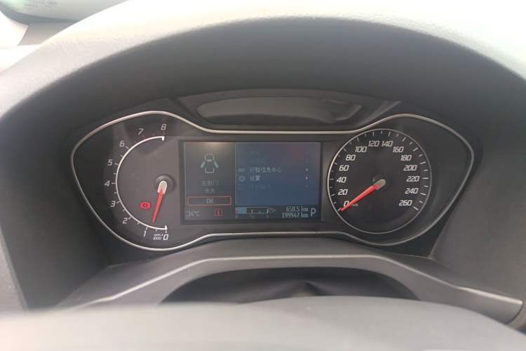 Used Ford Mondeo 2011 2.0L GTDi 200 Luxury Edition Instrument Cluster