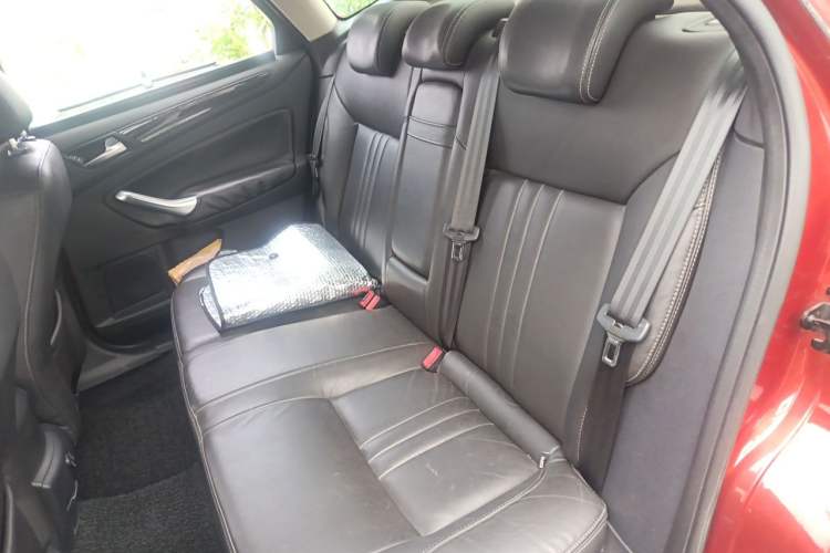 Used Ford Mondeo 2011 2.0L GTDi 200 Luxury Edition Left Rear Seat