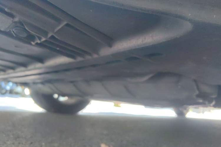 Used Ford Mondeo 2011 2.3L Fashion Edition Chassis Front Left