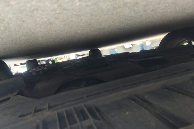 Used Ford Mondeo 2011 2.0L GTDi 200 Luxury Edition Chassis Front Left