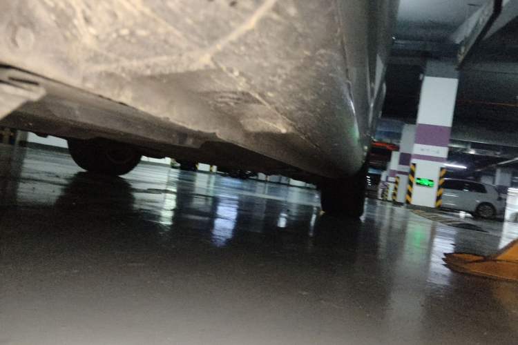 Used Ford Mondeo 2011 2.0L GTDi 200 Fashion Edition Chassis Front Left