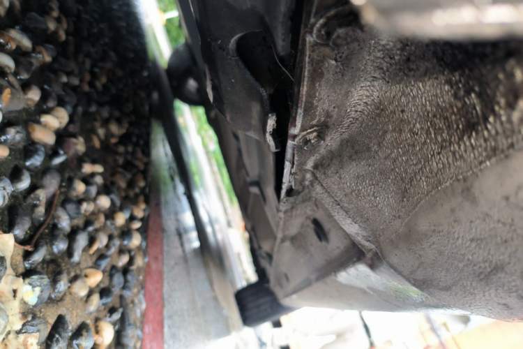 Used Ford Mondeo 2011 2.0L GTDi 200 Fashion Edition Chassis Front Left