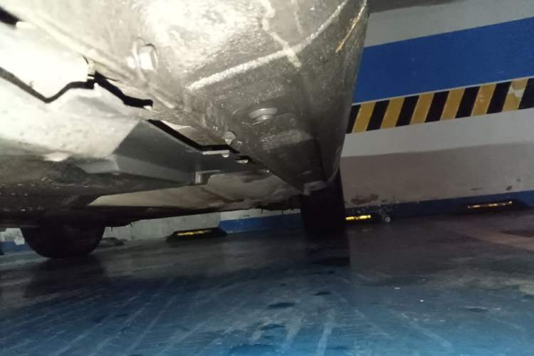 Used Ford Mondeo 2011 2.0L GTDi 200 Fashion Edition Chassis Front Left