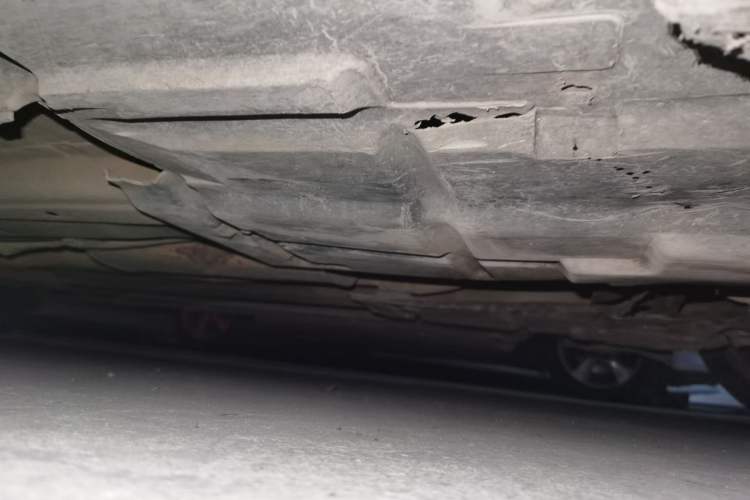Used Ford Mondeo 2011 2.0L GTDi240 Ultimate Edition Chassis Front Right