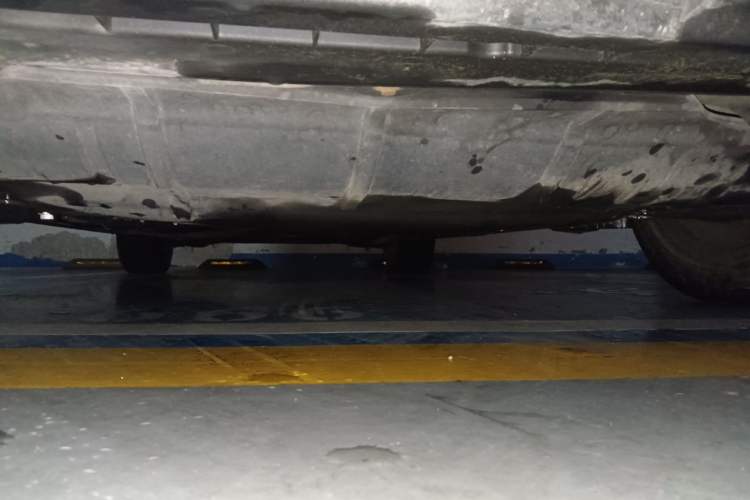 Used Ford Mondeo 2011 2.0L GTDi 200 Fashion Edition Chassis Front