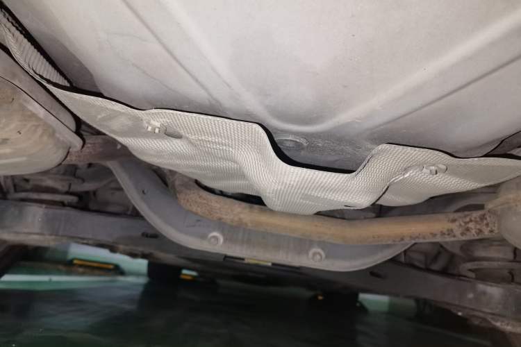 Used Ford Mondeo 2011 2.0L GTDi 200 Fashion Edition Chassis Rear
