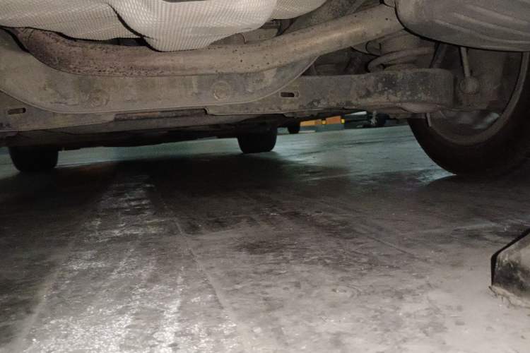 Used Ford Mondeo 2011 2.0L GTDi 200 Fashion Edition Chassis Rear